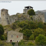 Piegros la Clastre, bleší trh a fíky na grilu – díl sedmý, poslední